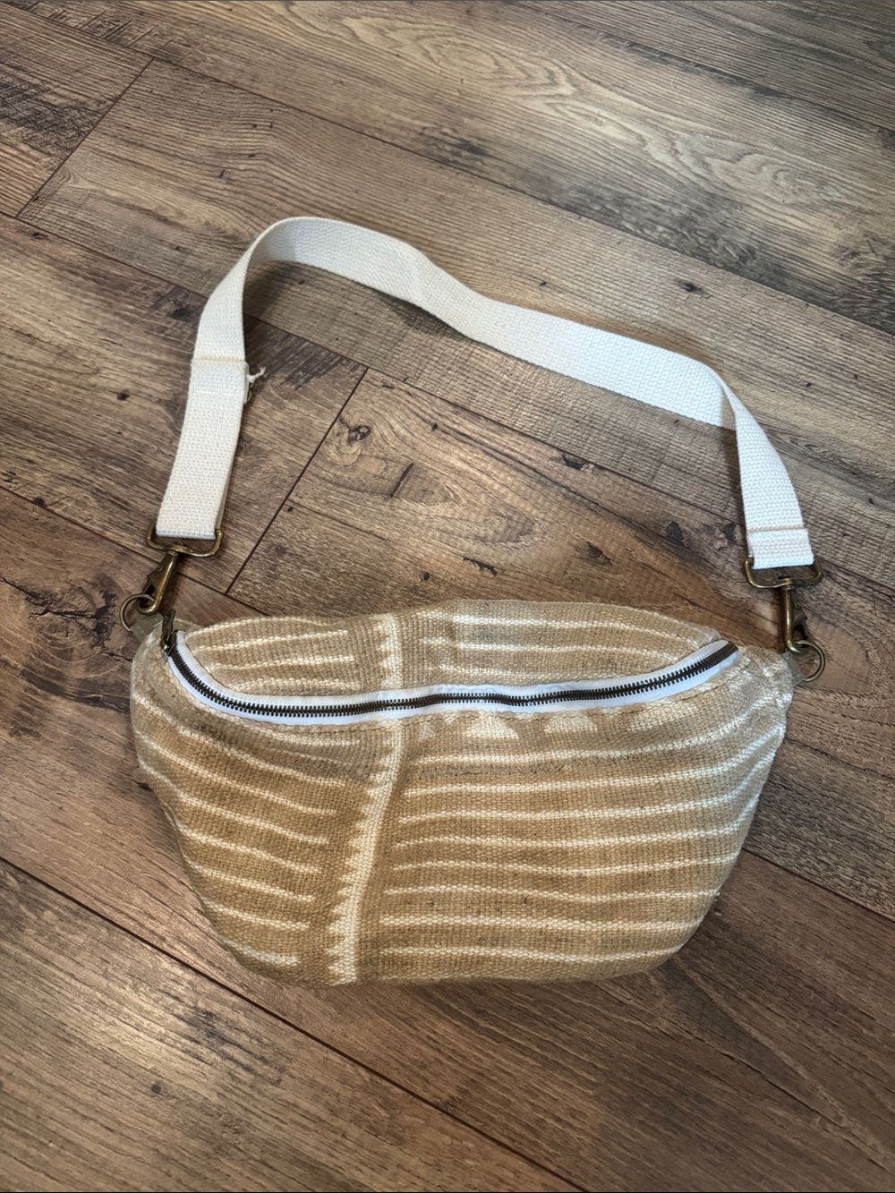Jenna Bee handmade vintage tan sling bag